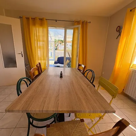 Chez Micheline Et Gilbert * Villebernier