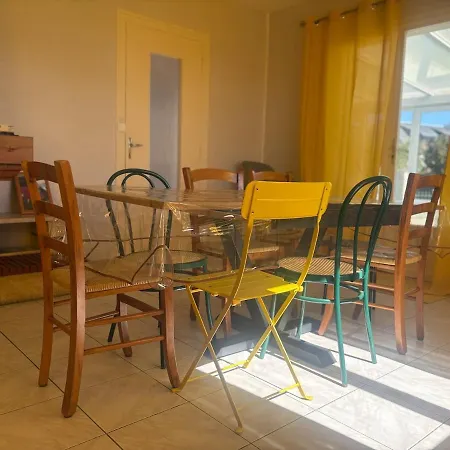 بيت للعطل Chez Micheline Et Gilbert Villebernier