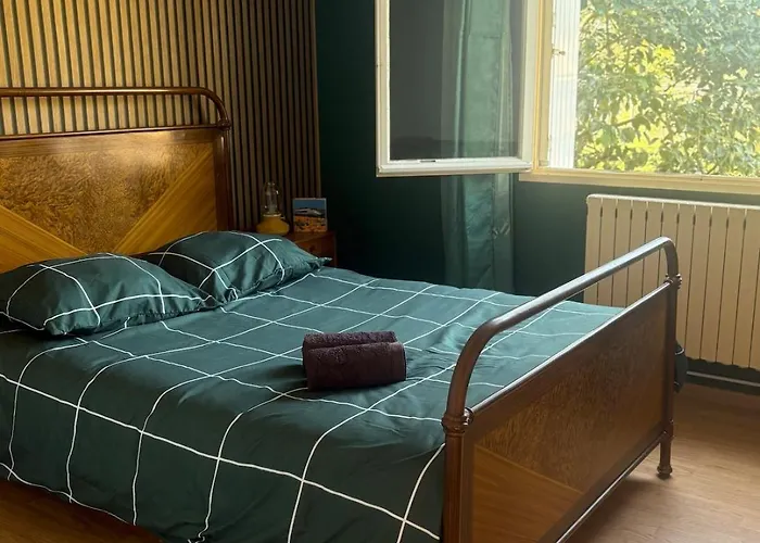 Chez Micheline Et Gilbert *